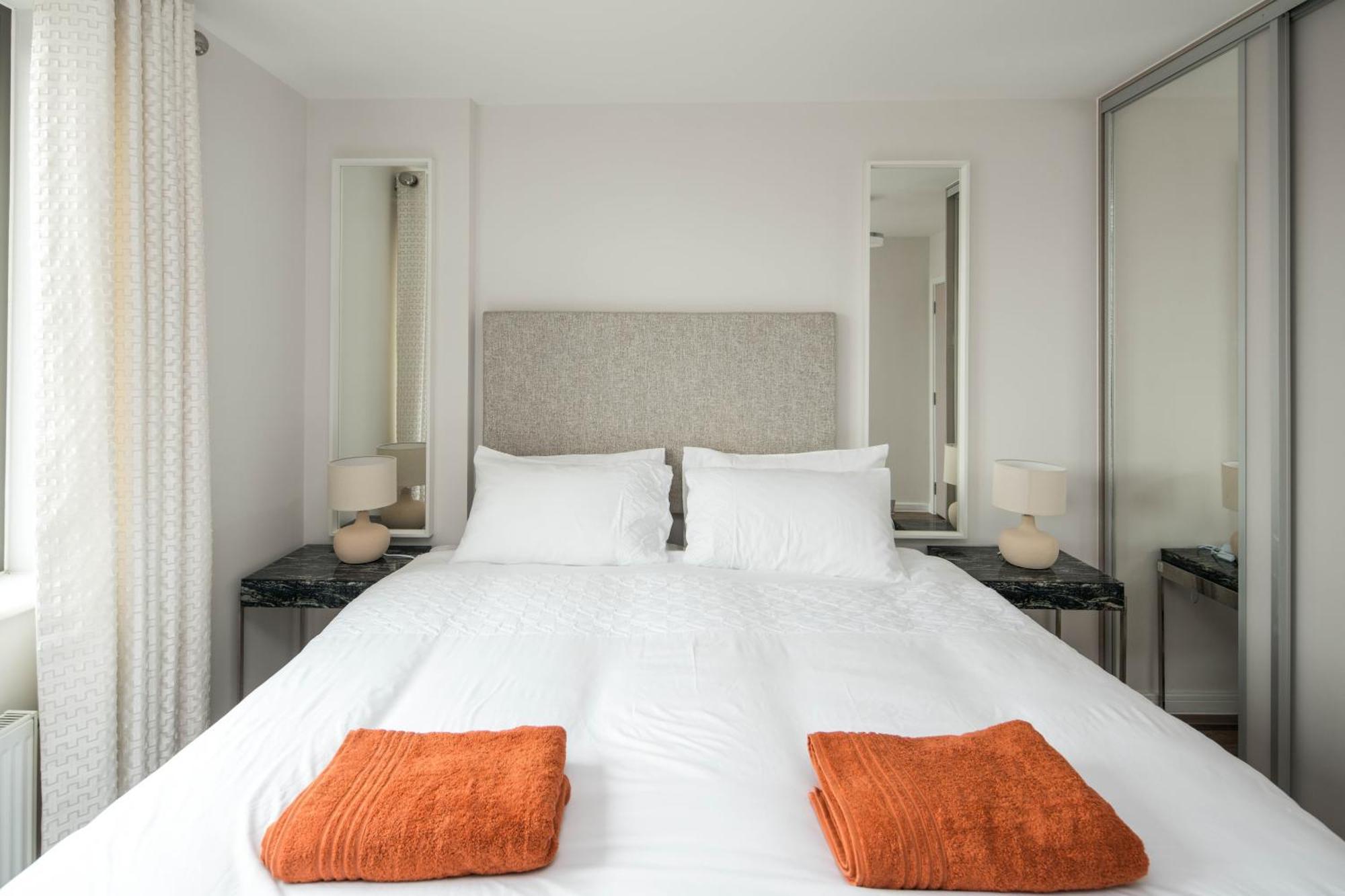 לונדון Canning Town -2 Bed Luxury Apartment מראה חיצוני תמונה