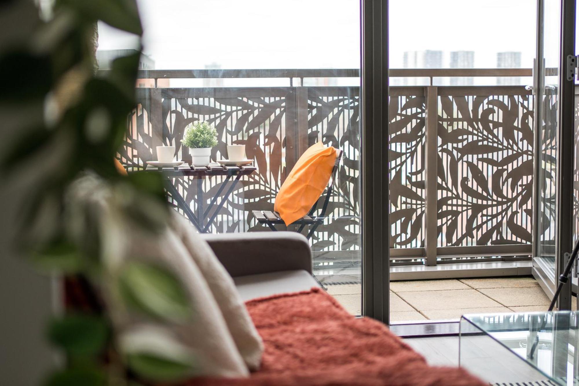 לונדון Canning Town -2 Bed Luxury Apartment מראה חיצוני תמונה